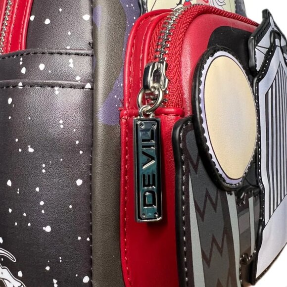 RARE - Loungefly Exclusive Cruella de Vil Villain Castle Series Mini Backpack - Picture 4 of 6